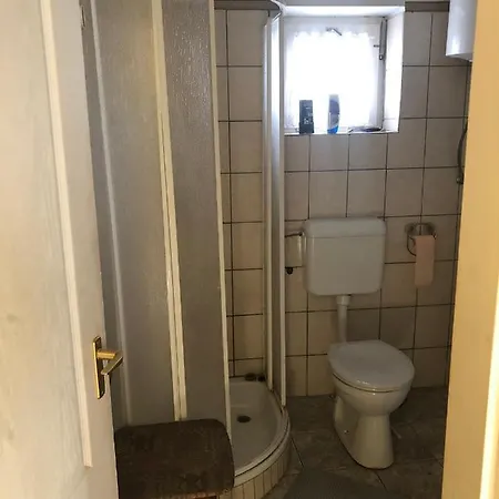 Budai Vendeghaz Hotel Majs